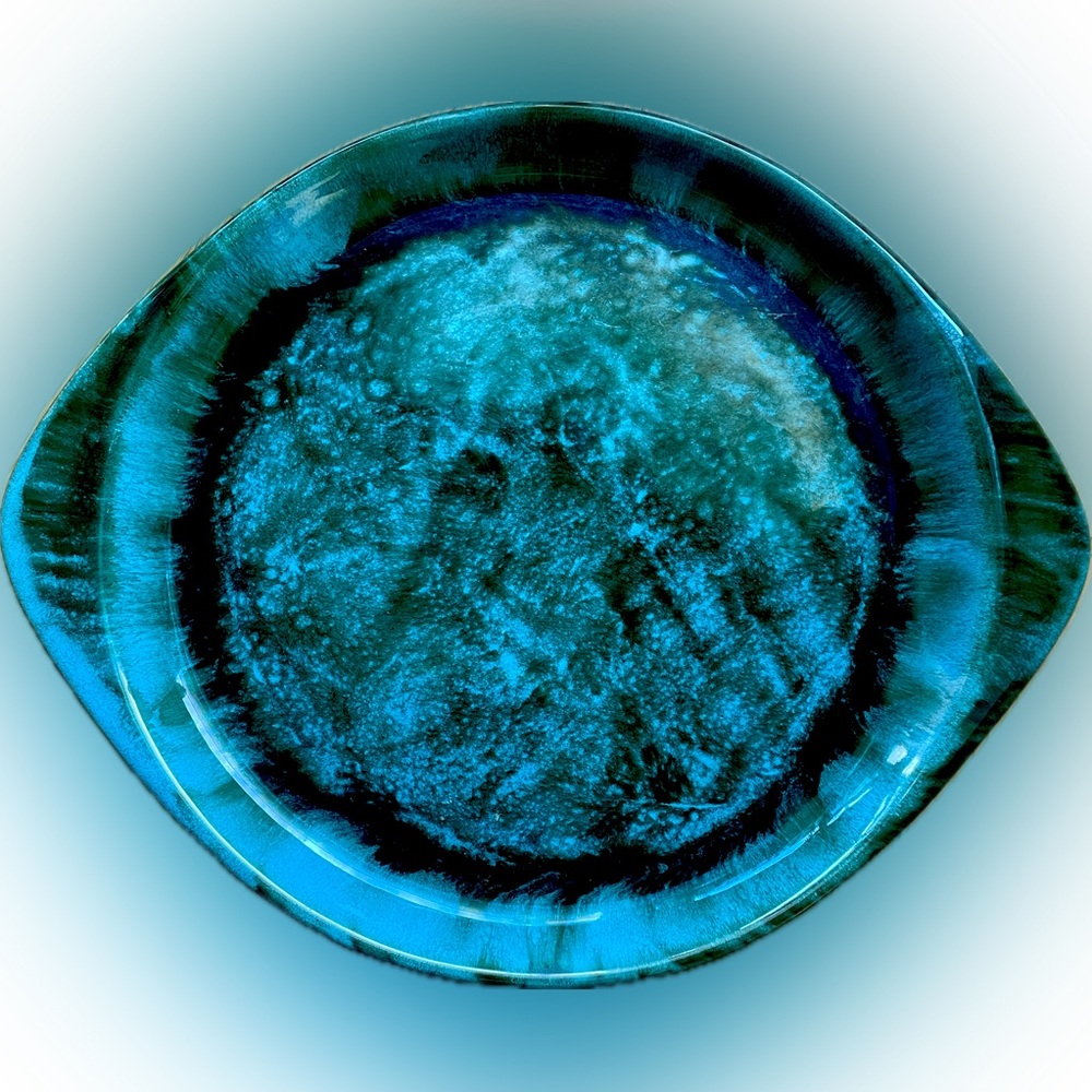 Beautiful Blue Mountain Pottery Serving dish